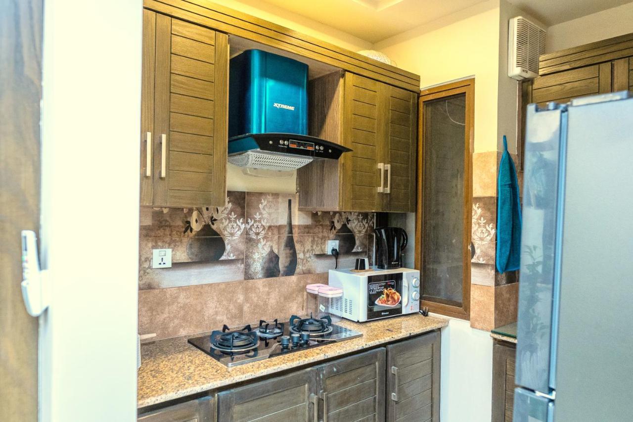 The Millenial Apartments & Suites Bahria Town Равалпинди Екстериор снимка
