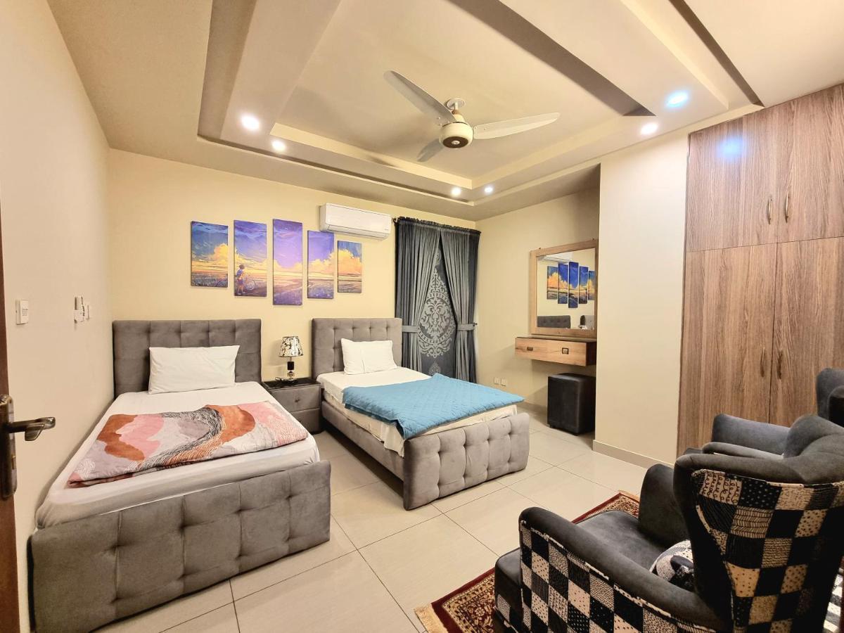 The Millenial Apartments & Suites Bahria Town Равалпинди Екстериор снимка