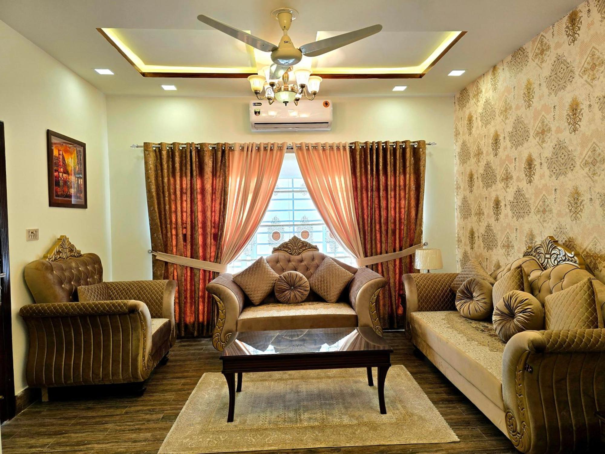 The Millenial Apartments & Suites Bahria Town Равалпинди Екстериор снимка