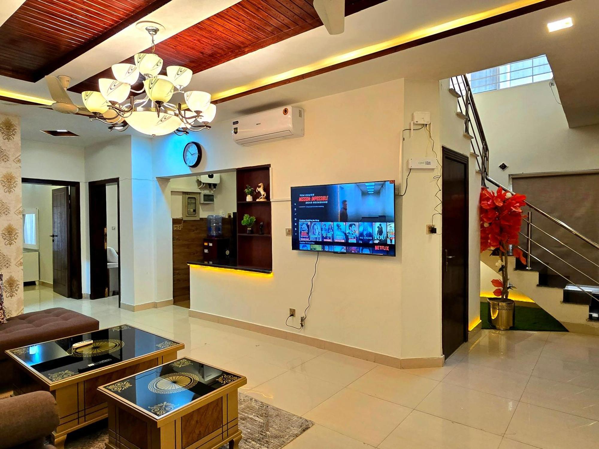 The Millenial Apartments & Suites Bahria Town Равалпинди Екстериор снимка