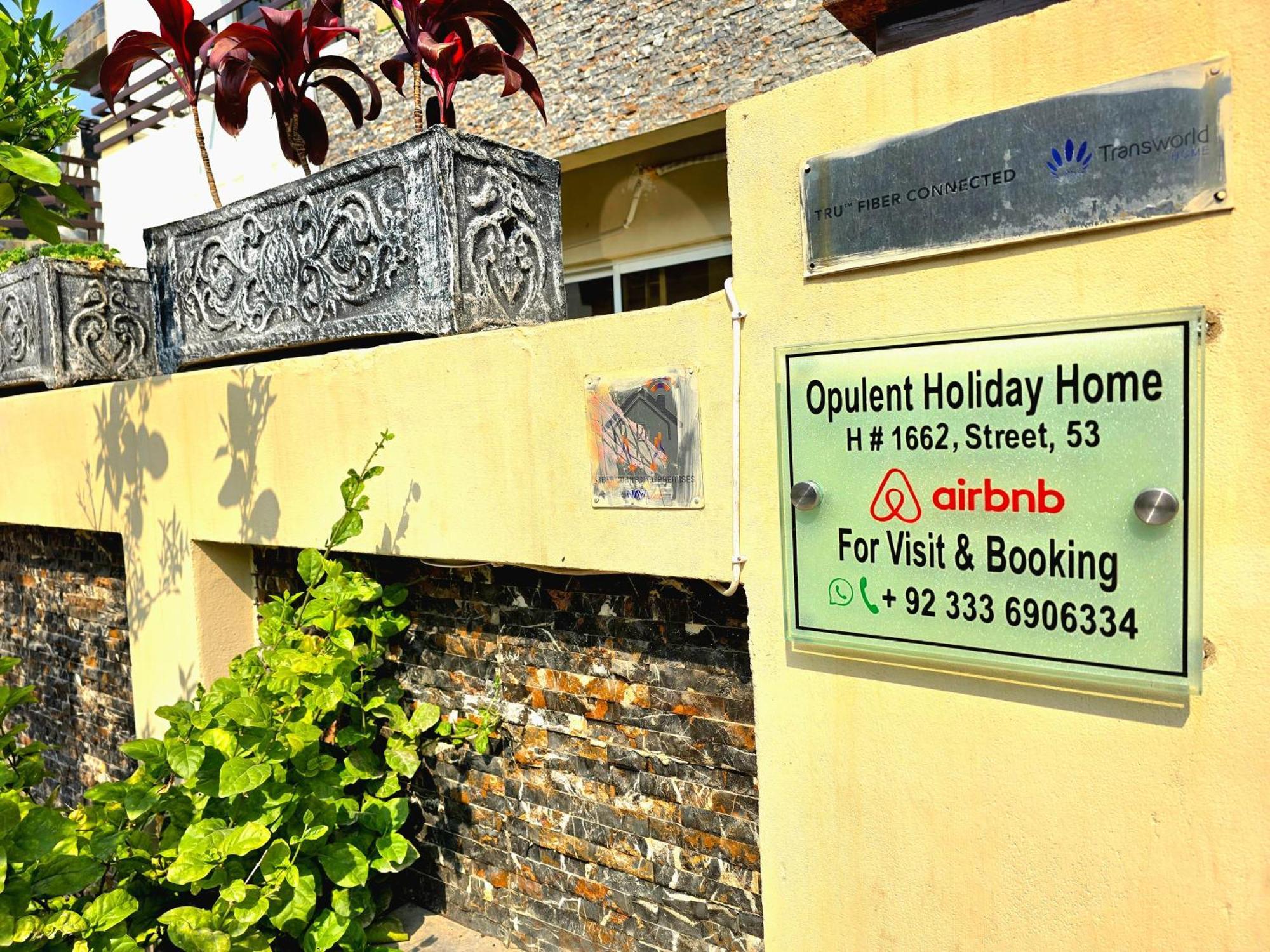 The Millenial Apartments & Suites Bahria Town Равалпинди Екстериор снимка